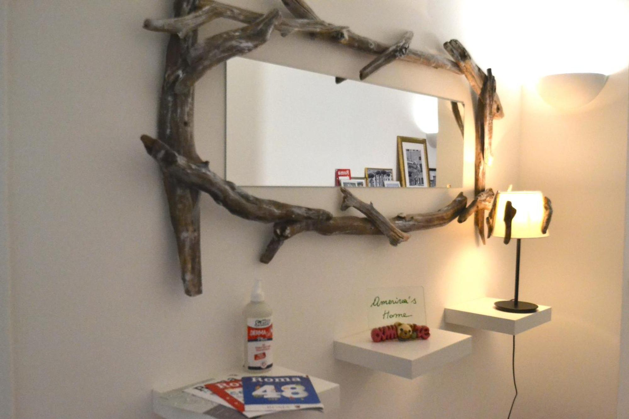 Amy Apartment Rom